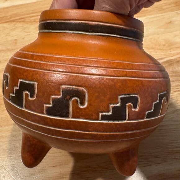 Hand Made Terra Cotta Pottery Signed by Hecho A Mano From Teotihuacan Mex - Picture 2 of 6
